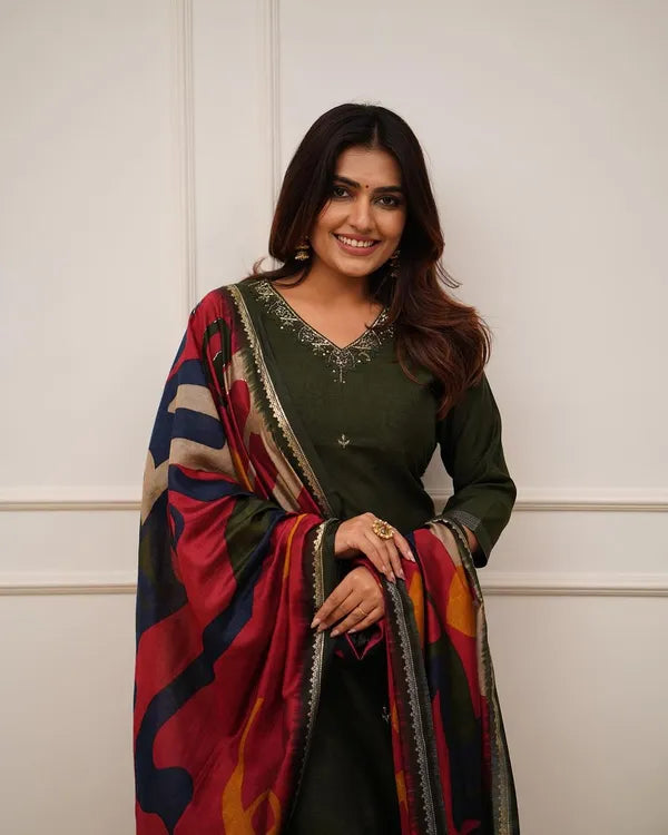 Green Embroider and Zari Work Rayon Straight Kurta And Pant with Silk Dupatta Set